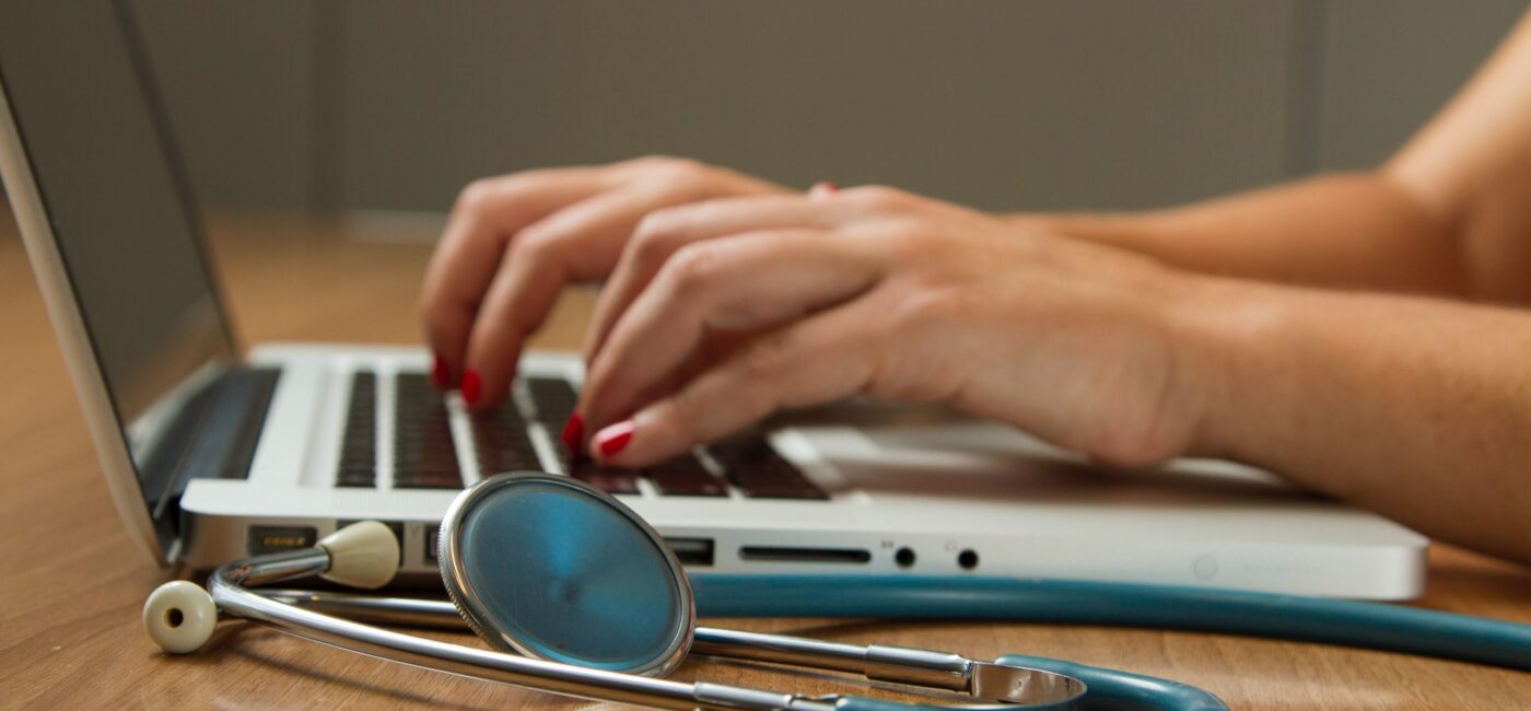 24/7 Online Professional Customers Representative Services